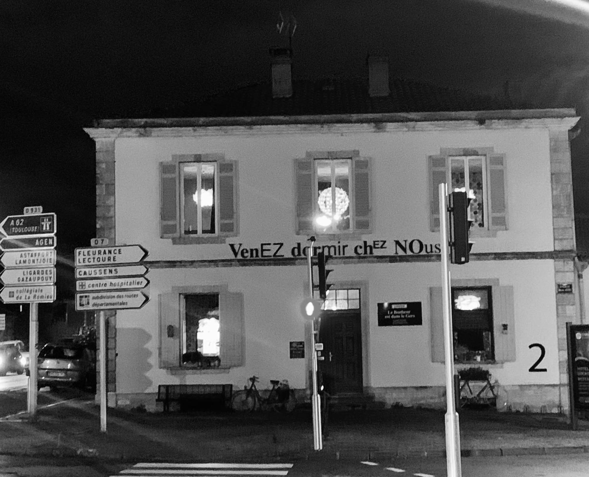 " Venez Dormir Chez Nous " #Condom#Gascogne#D'Artagnan#Armagnac#Le Bonheur Est Dans Le Gers Exterior foto